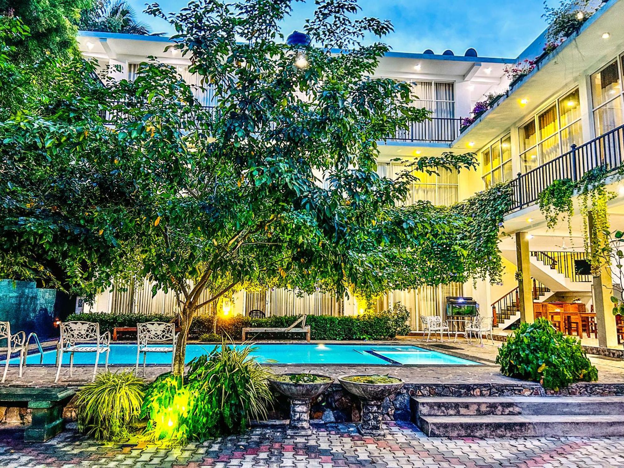 Salubrious Resort Anuradhapura Exterior photo